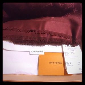 Pomme d'Amour Monogram Shawl- M72237